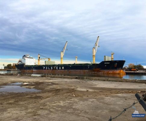 Oshawa Harbour – MIEDWIE & OCEAN A. GAUTHIER